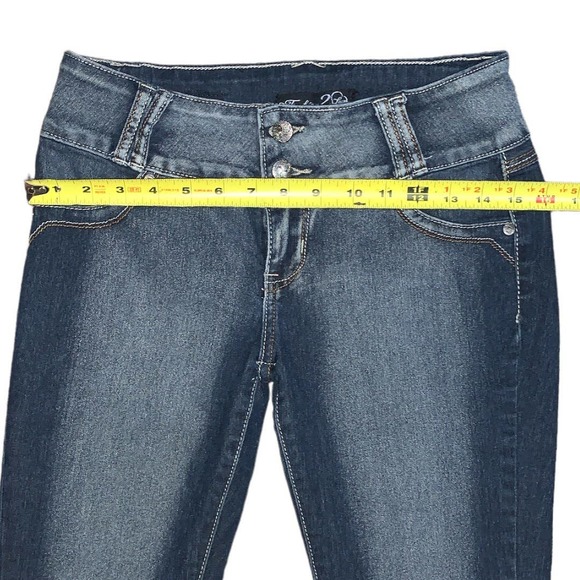 Fashion2Love Two-Toned Skinny Jeans Size Juniors 9 - Picture 3 of 6